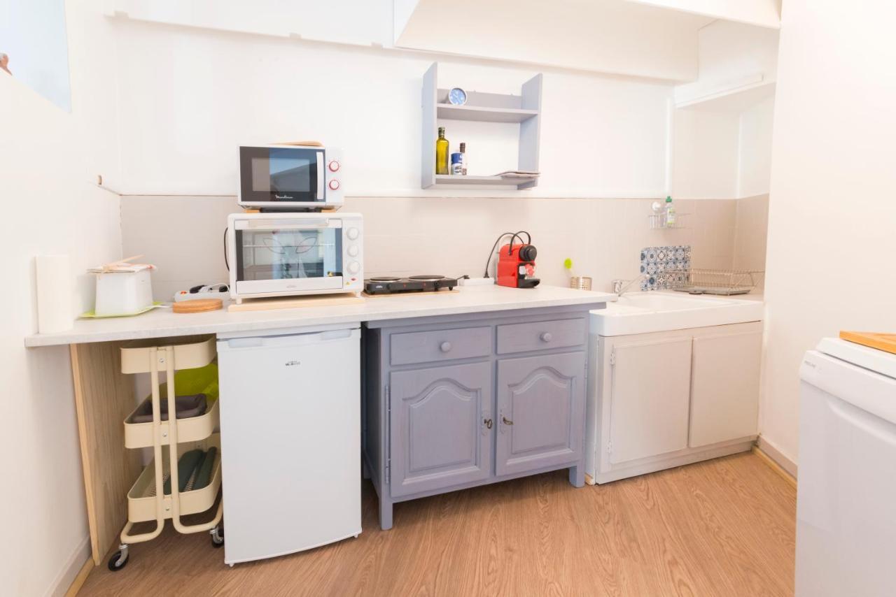 Appartement De Charme - Vue Sur Remparts - Wifi Gratuit - Parking Payant A Proximite Avignon Kültér fotó